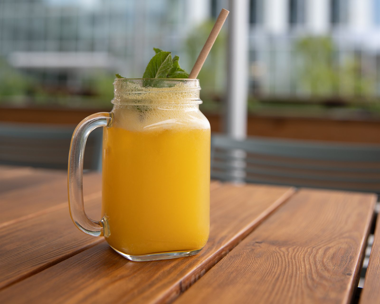 Fresh juices & smoothies